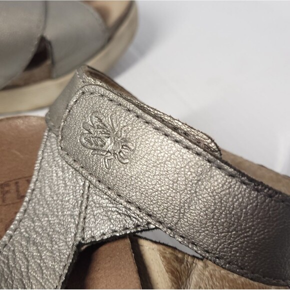 FLY London Idra Wedge Platform Sandal EU 41 Silver Metallic Leather Ankle Strap - Picture 11 of 12